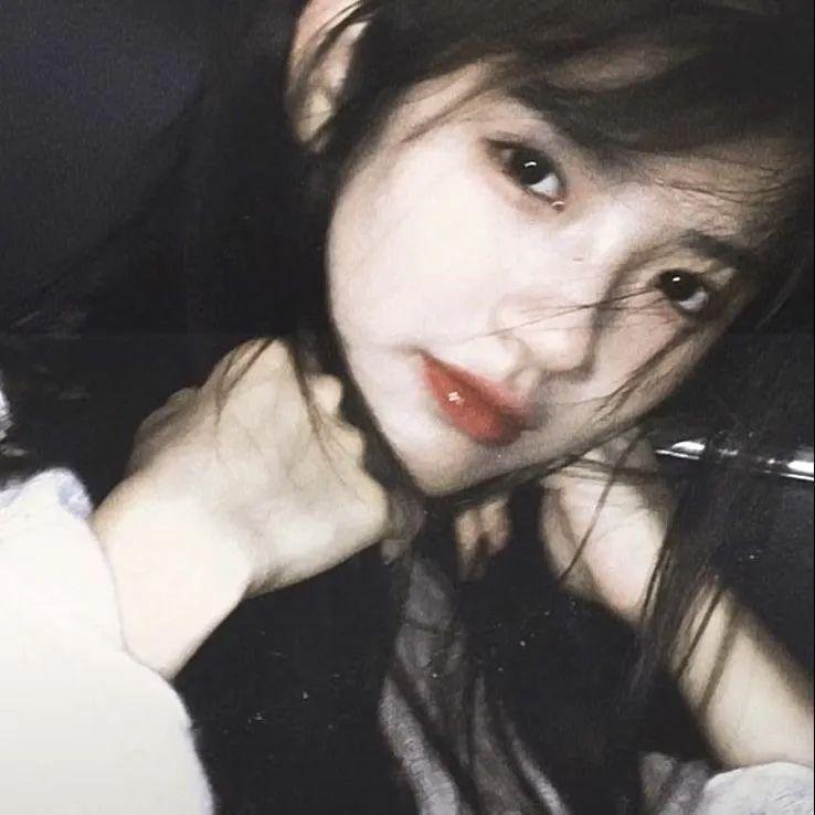 砍柴姑娘